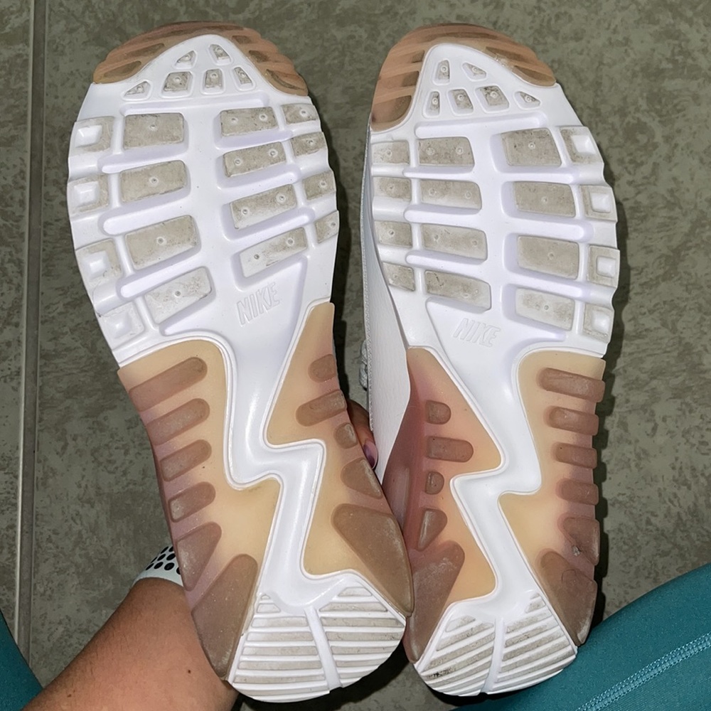 Air Max 90 - Picture 4 of 7